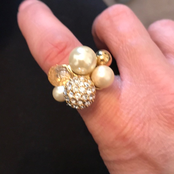 J.Crew pearl cluster ring - Picture 3 of 5